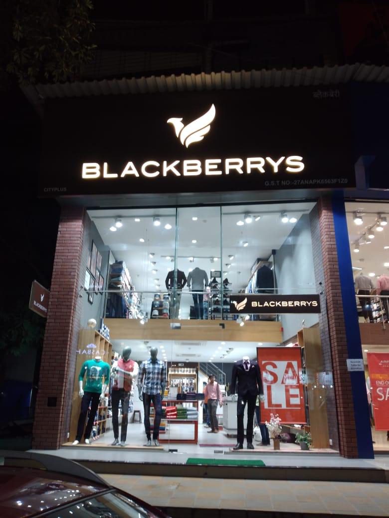 Storefront & Window Display — BlackBerrys